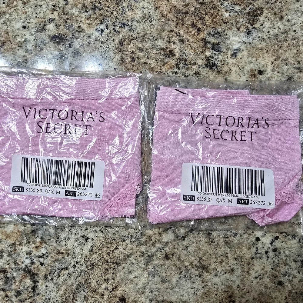 Victoria's Secret panties - Picture 1 of 6